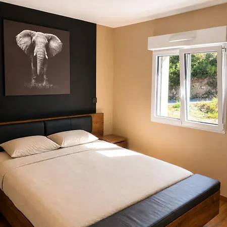 Maison Contemporaine Avec Jacuzzi Prive *