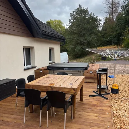 Vakantiehuis Maison Contemporaine Avec Jacuzzi Prive